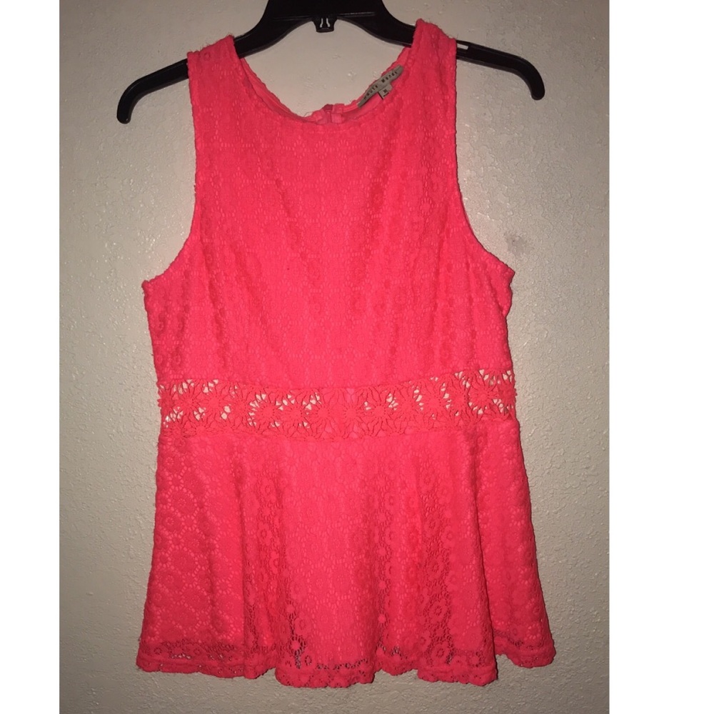Pink peplum top - Picture 2 of 4